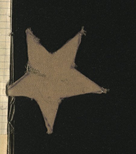 Жёлтая пятиконечная звезда – отличительный знак калужских евреев